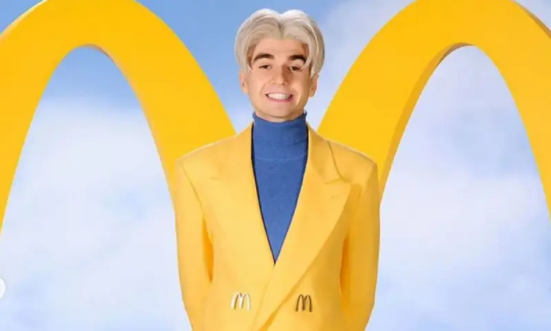You are currently viewing McDonald’s zerwał współpracę z Matą po incydencie z marihuaną.
