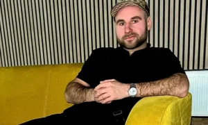 Read more about the article Dawid Obserwator podsumował rok na Spotify. Takich liczb nikt się nie spodziewał!